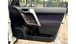 
Toyota Land Cruiser Prado 2015 full									