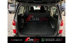 Toyota Succeed 2015 full