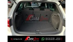 Volkswagen Golf Variant 2015 full