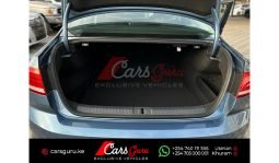 Volkswagen Passat 2015 full
