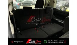 Toyota Esquire 2015 full