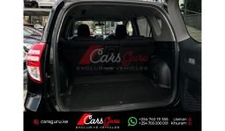 Toyota RAV4 2015 full