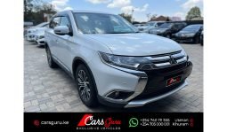 Mitsubishi Outlander 2015 full