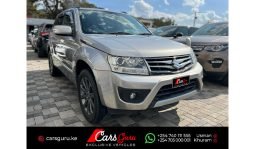 Suzuki Escudo 2015 full