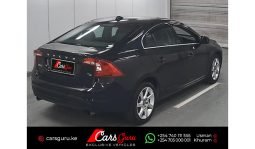 VOLVO S60 2015 full