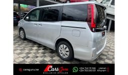 Toyota Esquire 2015 full
