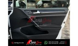 Volkswagen Golf Variant 2015 full