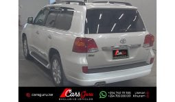 TOYOTA LAND CRUISER PRADO 2015 full