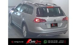 Volkswagen GOLF VARIANT 2015 full