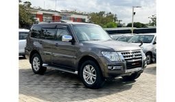 
Mitsubishi PAJERO 2016 full									