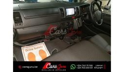 
TOYOTA HIACE VAN 2015 full									