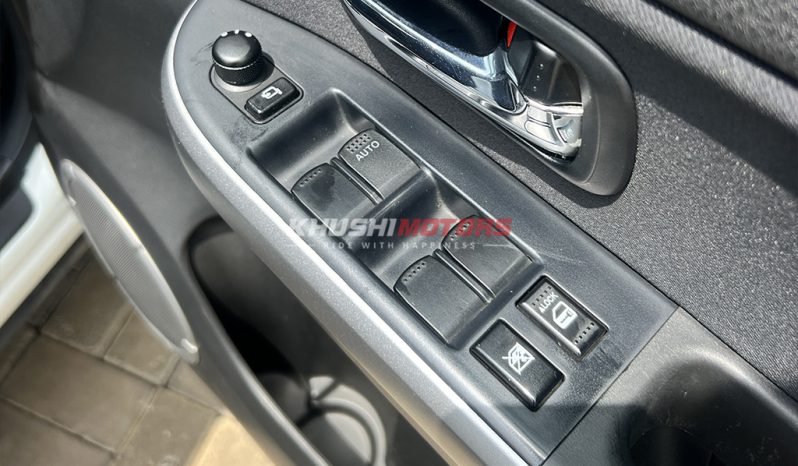 
SUZUKI ESCUDO 2015 full									