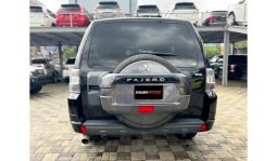 
Mitsubishi Pajero 2015 full									