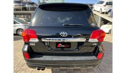Toyota Land cruiser V8 2015 full