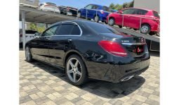 
Mercedes-Benz C200 2015 full									