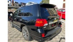 Toyota Land cruiser V8 2015 full