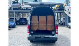 
TOYOTA HIACE VAN 2016 full									