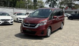 Nissan Serena 2016