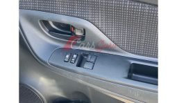 
Toyota Vitz 2016 full									