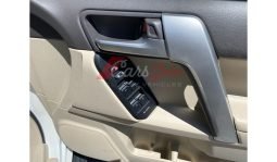 
TOYOTA LAND CRUISER PRADO 2017 full									