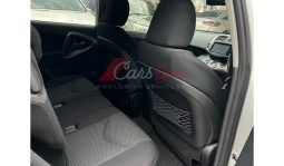 Toyota RAV4 2015 full