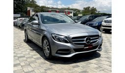 
Mercedes-Benz C200 2015 full									