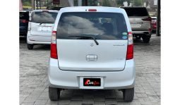 Suzuki Wagon R 2015 full