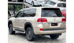 Toyota Land Cruiser 2016 full
