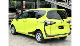 Toyota Sienta 2016 full