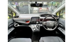 Toyota Sienta 2016 full