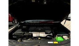 Toyota Land Cruiser V8 2011 full