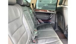 Volkswagen Touareg 2013 full