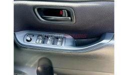 
Toyota Voxy 2015 full									