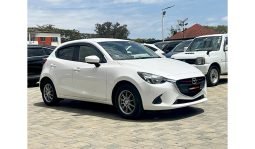 
Mazda Demio 2016 full									