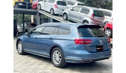 
Volkswagen Passat Variant 2016 full									