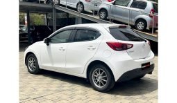 
Mazda Demio 2016 full									