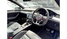 
Volkswagen Passat Variant 2016 full									