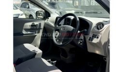 
Daihatsu Mira e:S 2015 full									