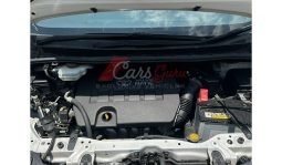 
Toyota Noah 2016 full									