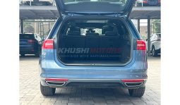 
Volkswagen Passat Variant 2016 full									