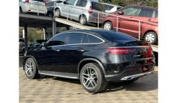 
Mercedes Benz GLE350D 2017 full									