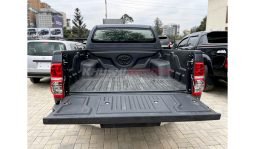 Toyota Hilux Double Cabin 2015 full