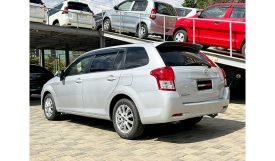 Toyota Fielder 2015