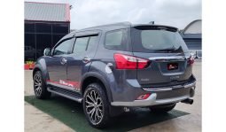 ISUZU MUX 2016 full