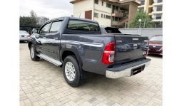 Toyota Hilux Double Cabin 2015 full