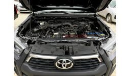 Toyota Hilux Double Cabin 2015 full