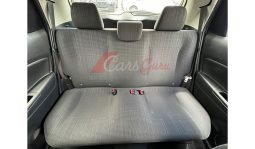 Toyota Vitz 2017 full