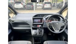 Toyota Noah 2016 full