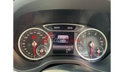 Mercedes Benz A180 2016 full