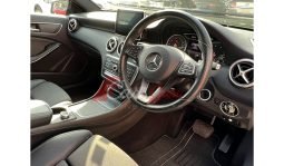 Mercedes Benz A180 2016 full